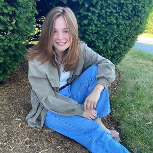 Meet your Posher, Nicole